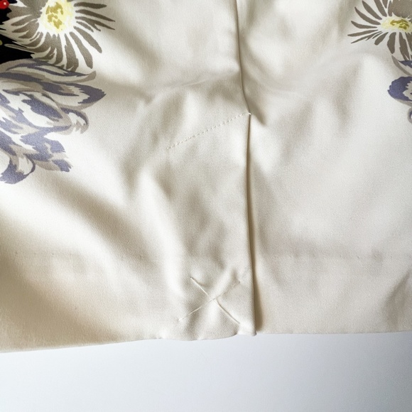 H&M Floral Pencil Lined Skirt Size 2 - Picture 7 of 9